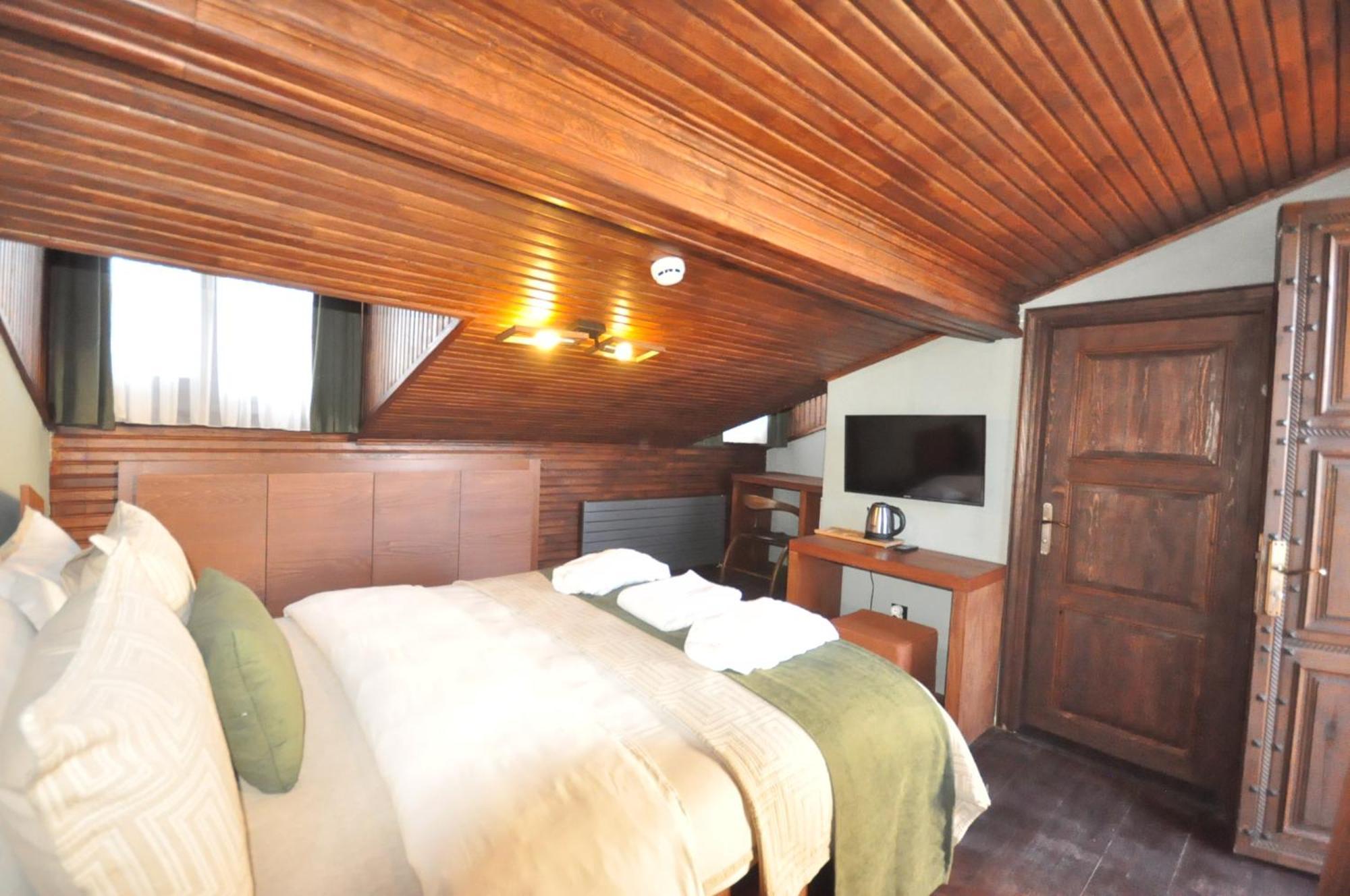 Mihman Konak Hotel Kars Bagian luar foto