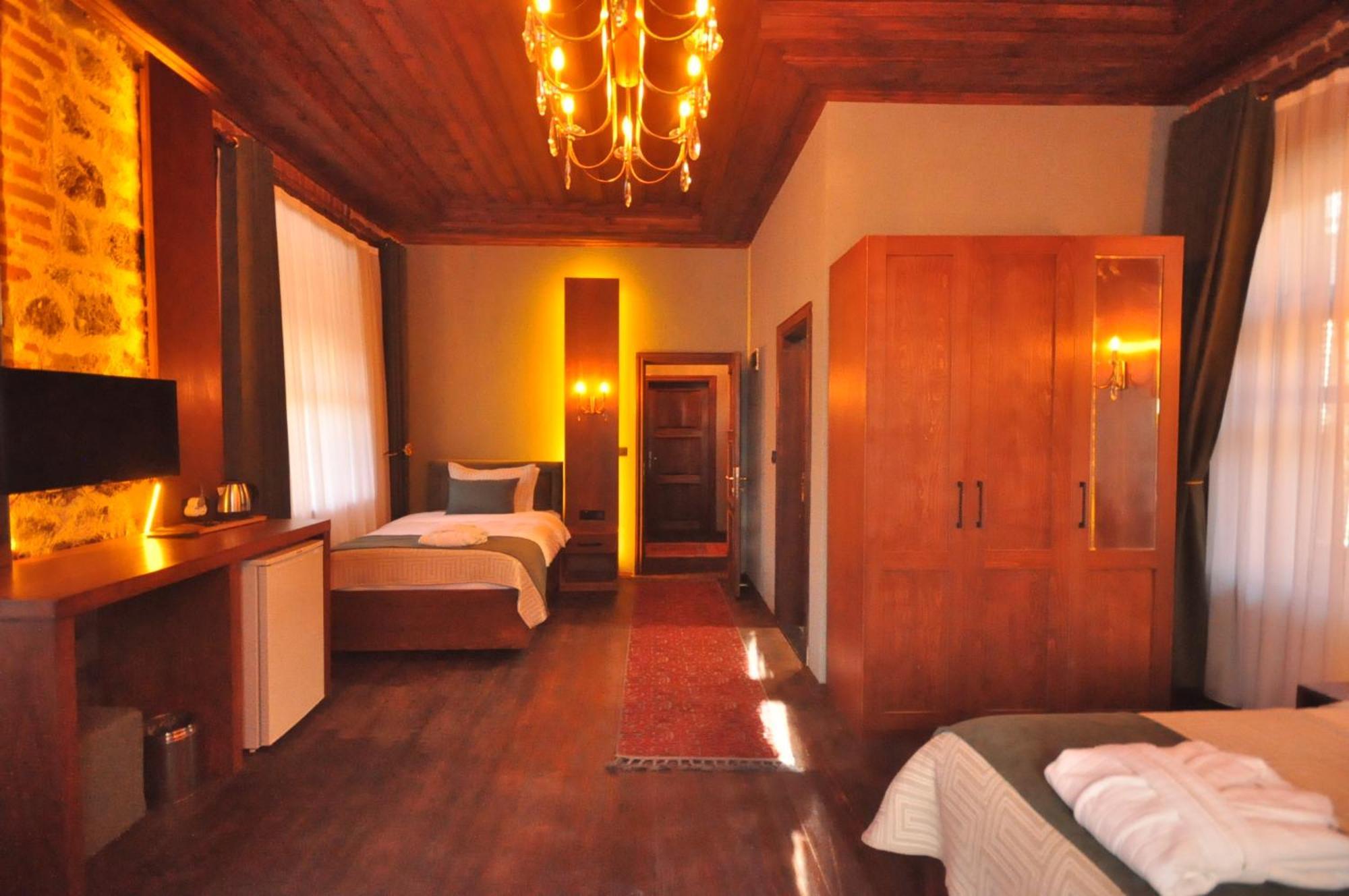 Mihman Konak Hotel Kars Bagian luar foto